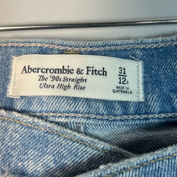 Abercrombie & Fitch Ultra High Rise 90s Straight Crossover Jean Size 31/12 - Picture 7 of 9